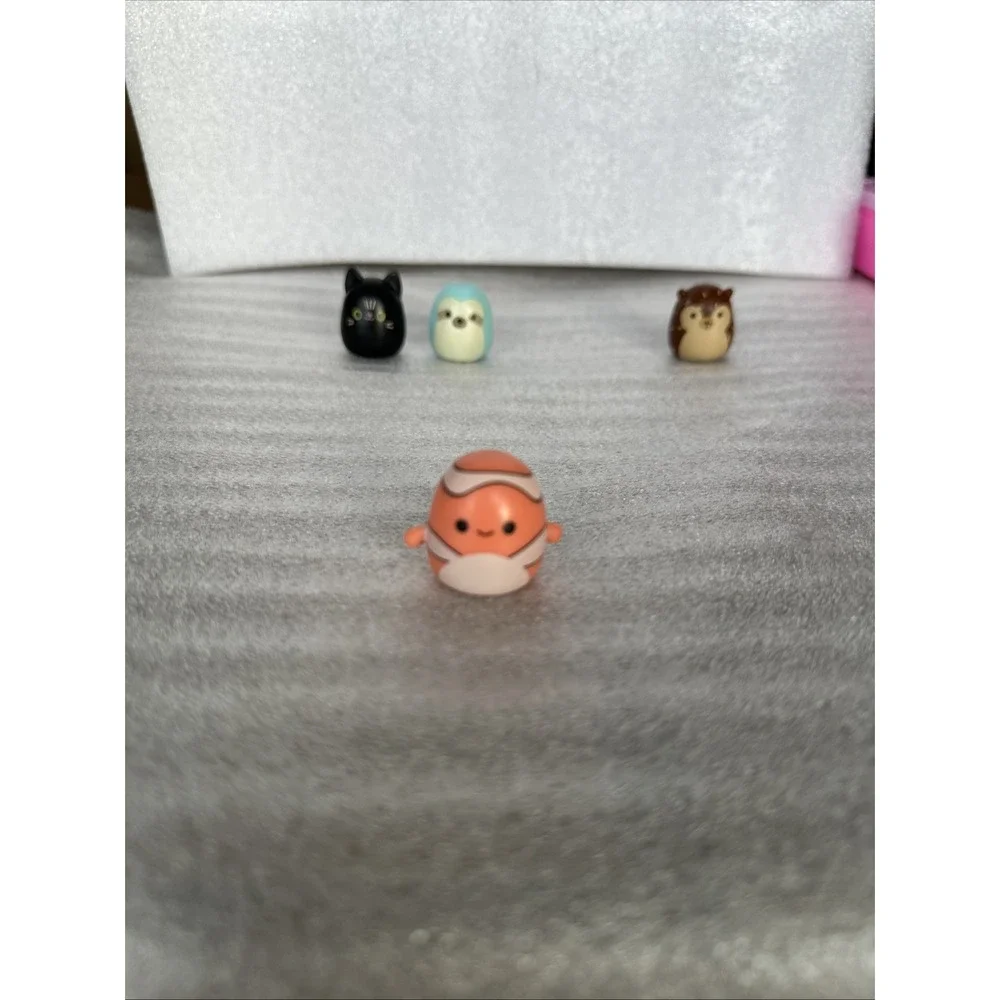 Squishmallows Mini Hans‎ Ricky Jamal Hedgehog Fish Sloth Cat